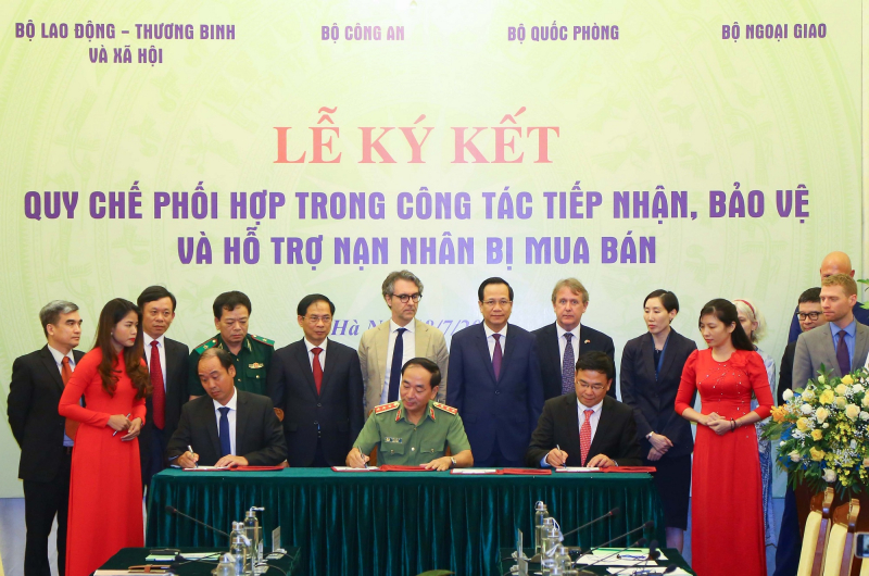 Đẩy mạnh phối hợp phòng chống mua bán người -0