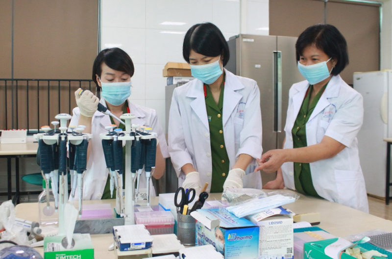 nhung nguoi hoa giai 3.jpg -0