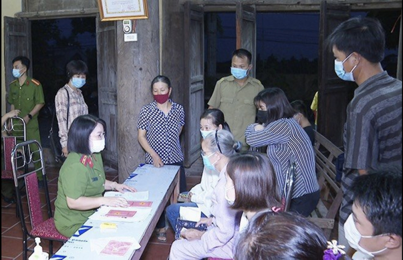 thieu ta nguyen thi le oanh 1.jpg -0