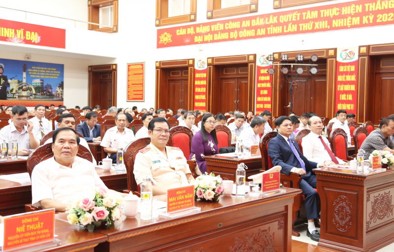 Công an Đắk Lắk Kỷ niệm 60 năm Ngày truyền thống lực lượng CSND  -0