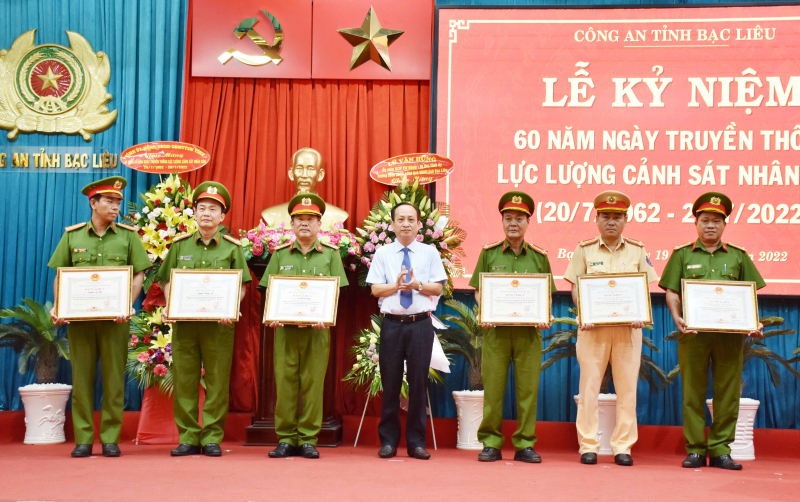Bạc Liêu kỷ niệm 60 năm Ngày truyền thống lực lượng Cảnh sát nhân dân -0