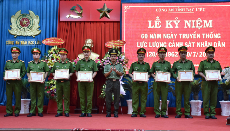 Bạc Liêu kỷ niệm 60 năm Ngày truyền thống lực lượng Cảnh sát nhân dân -0