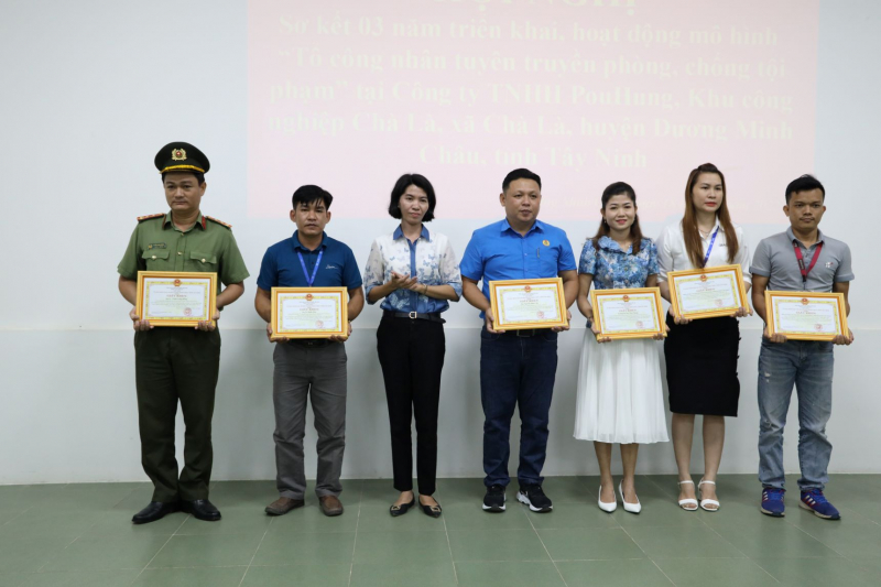 Hiệu quả từ mô hình “Tổ công nhân tuyên truyền phòng, chống tội phạm” -0