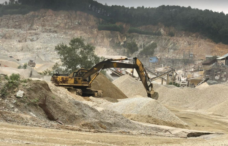 Hết hạn khai thác, nhiều doanh nghiệp vẫn 