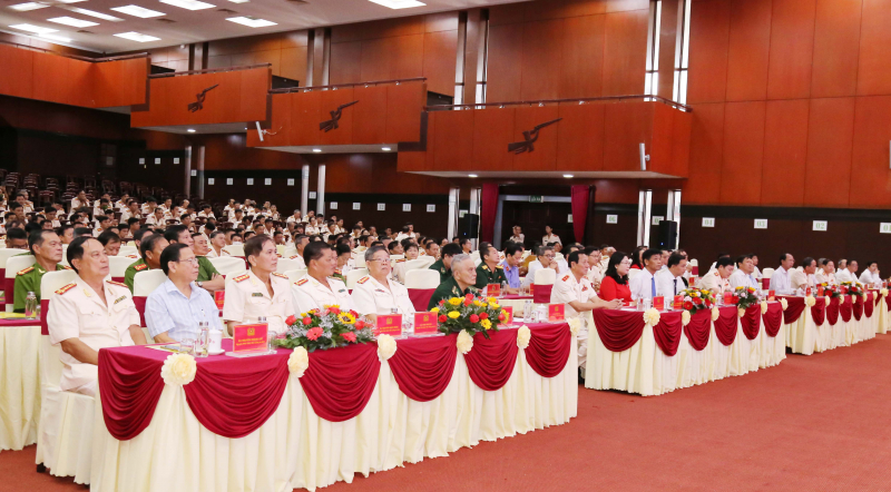 Công an tỉnh Sóc Trăng kỷ niệm 60 năm Ngày truyền thống lực lượng Cảnh sát nhân dân -0