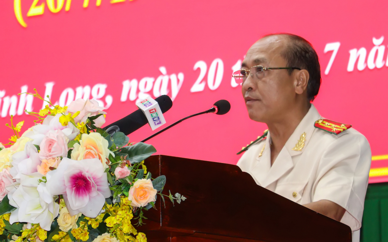 đại tá nguyễn trọng dũng, ủy viên thường vụ tỉnh ủy, bí thư đảng ủy, giám đốc công an tỉnh đọc diễn văn khai mạc và ôn lại truyền thống.jpg -0