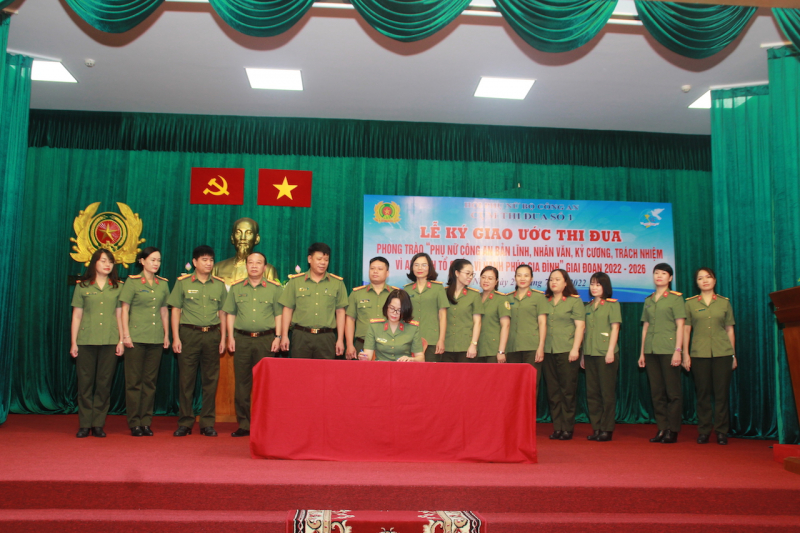 Hội phụ nữ Cụm thi đua số 1, Bộ Công an ký giao ước thi đua -0