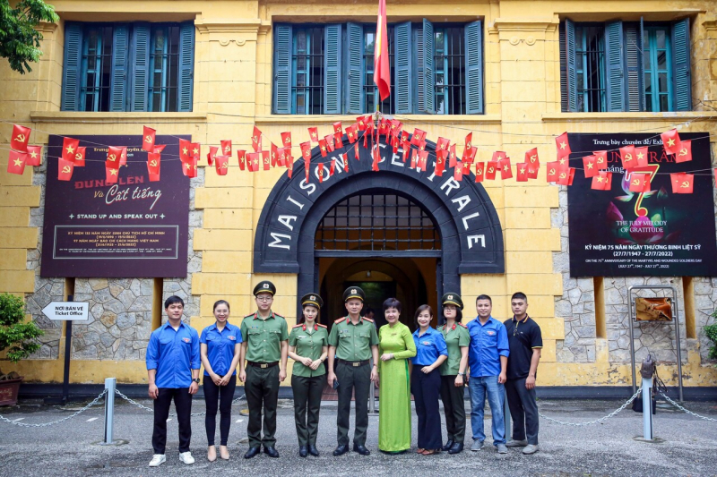 Tuổi trẻ CAND tiếp lửa “tri ân tháng 7” -0