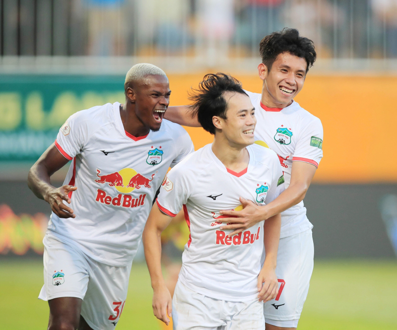 Hoàng Anh Gia Lai trở lại đường đua vô địch -0