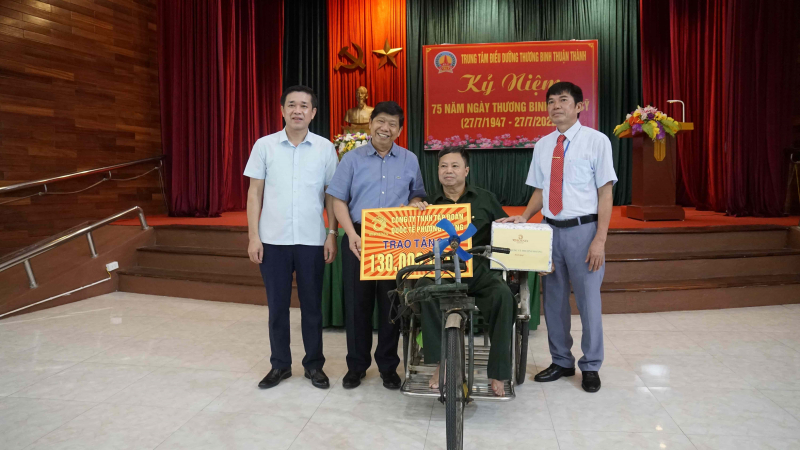 Tập đoàn Quốc tế Phượng Hoàng với nhiều hoạt động trong Tháng tri ân -0