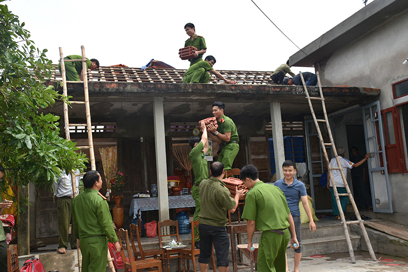 Một số điểm mới của Nghị quyết 12 về xây dựng lực lượng CAND trong tình hình mới -0