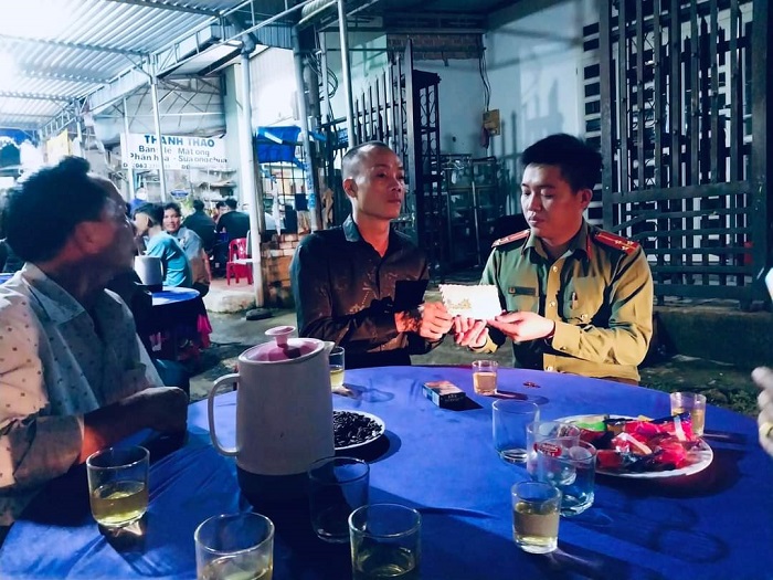 Công an TP Bảo Lộc hỗ trợ gia đình cháu bé 11 tuổi tử vong -0