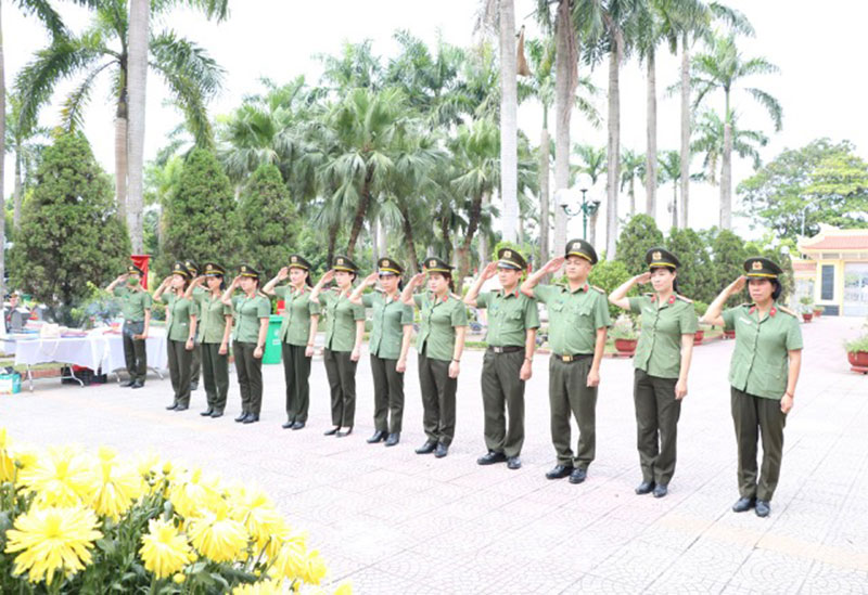 Lãnh đạo Cục Y tế dâng hương tưởng niệm các Anh hùng Liệt sĩ -0