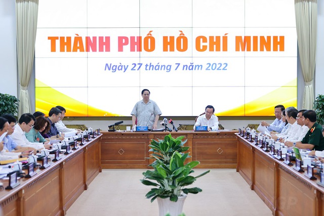 Thủ tướng khảo sát 2 dự án giao thông trọng điểm, làm việc với lãnh đạo TP HCM -0