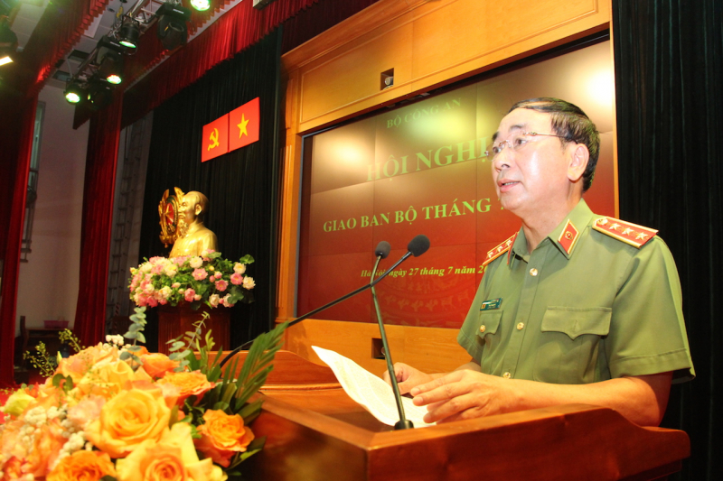 Tổ chức sinh hoạt chính trị chào mừng 77 năm Ngày truyền thống lực lương CAND -0