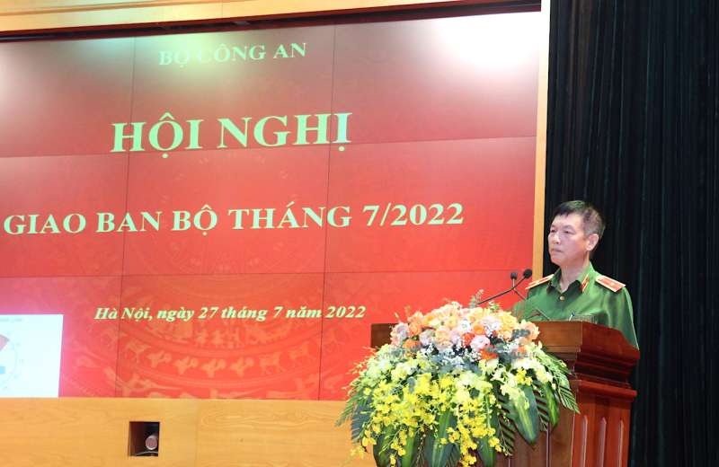 Tổ chức sinh hoạt chính trị chào mừng 77 năm Ngày truyền thống lực lương CAND -0