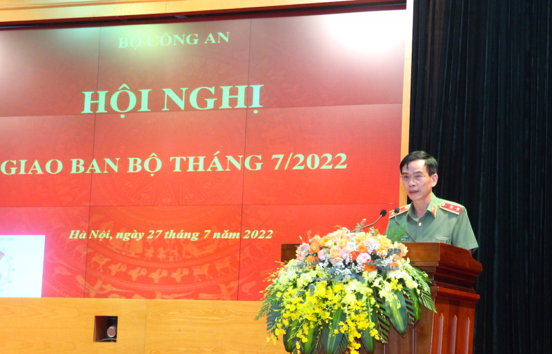 Tổ chức sinh hoạt chính trị chào mừng 77 năm Ngày truyền thống lực lương CAND -0