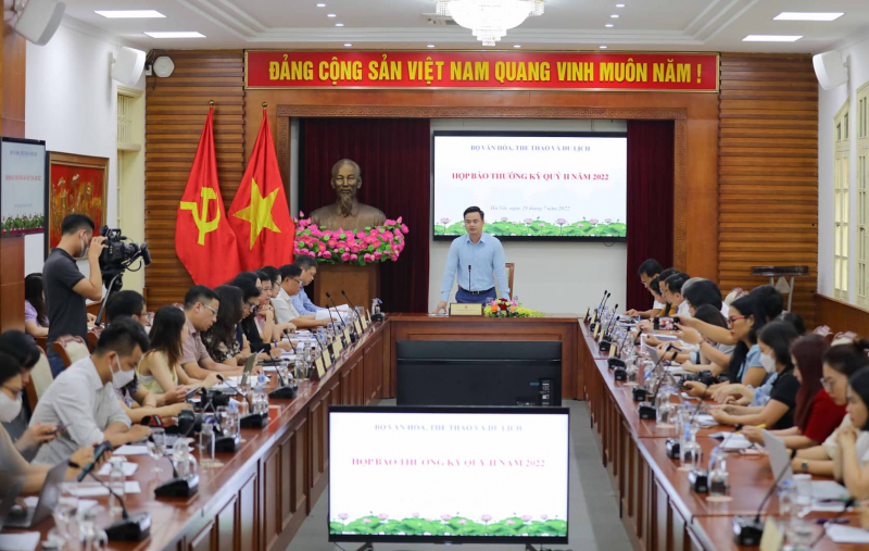 Rà soát các bất cập trong tổ chức thi hoa hậu -0