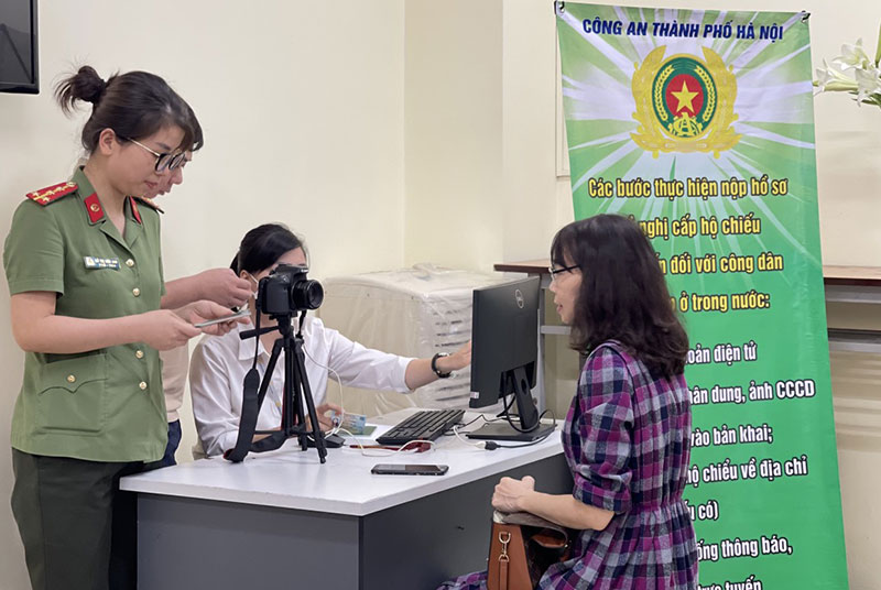 Công an Bạc Liêu cao điểm cấp hộ chiếu phổ thông -0