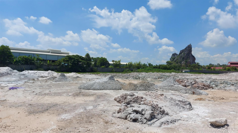 Ngang nhiên san lấp hàng mét vuông đất nông nghiệp làm dự án -0