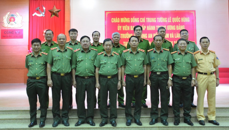 Ba Ria - Vung Tau police strengthen the organisation of commune-level police force -0