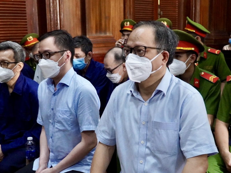 Truy tố ông Tất Thành Cang và 9 bị can trong vụ bán rẻ 2 dự án đất công -0