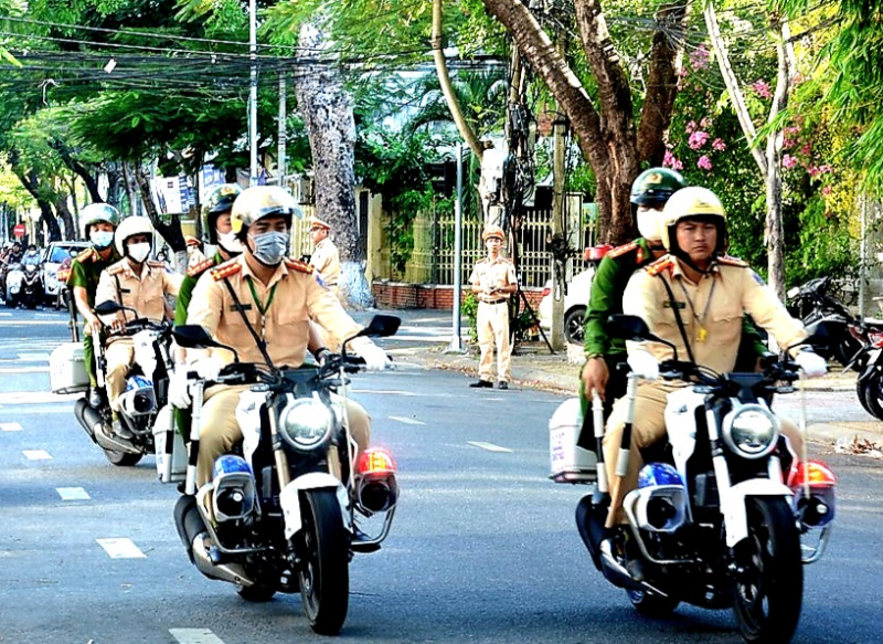 Đợt cao điểm đảm bảo ATGT tại Đà Nẵng tạo nhiều chuyển biến tích cực  -0