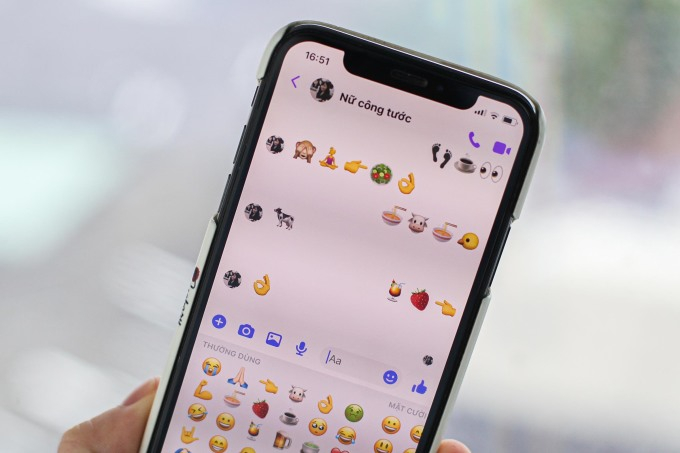 nhiều người có thói quen nhắn tin bằng emoji thay cho lời muốn nói -nguồn ảnh vnexpress.net.jpg -0