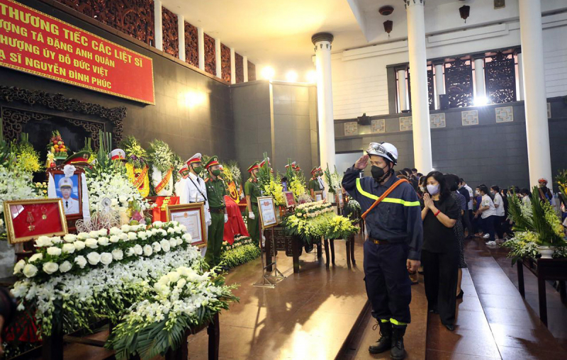 Tổ chức trọng thể Lễ tang 3 liệt sỹ Công an hy sinh khi chữa cháy -0