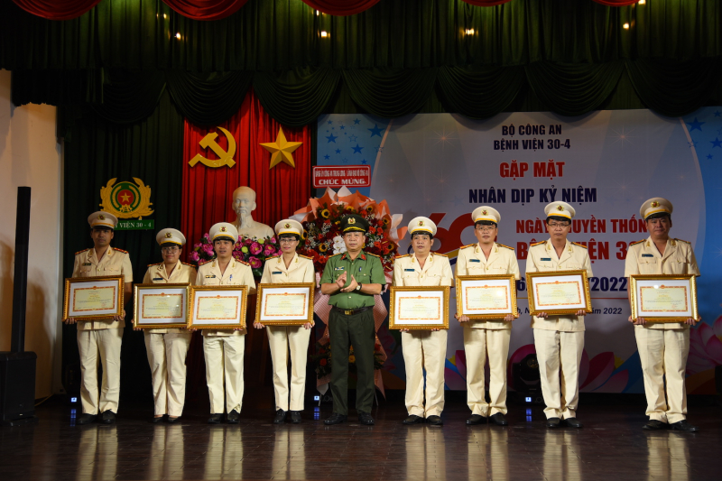 Bệnh viện 30-4 kỉ niệm 60 năm ngày Truyền thống -0