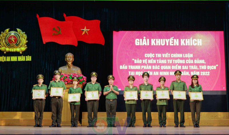 Tổng kết và trao giải cuộc thi viết 