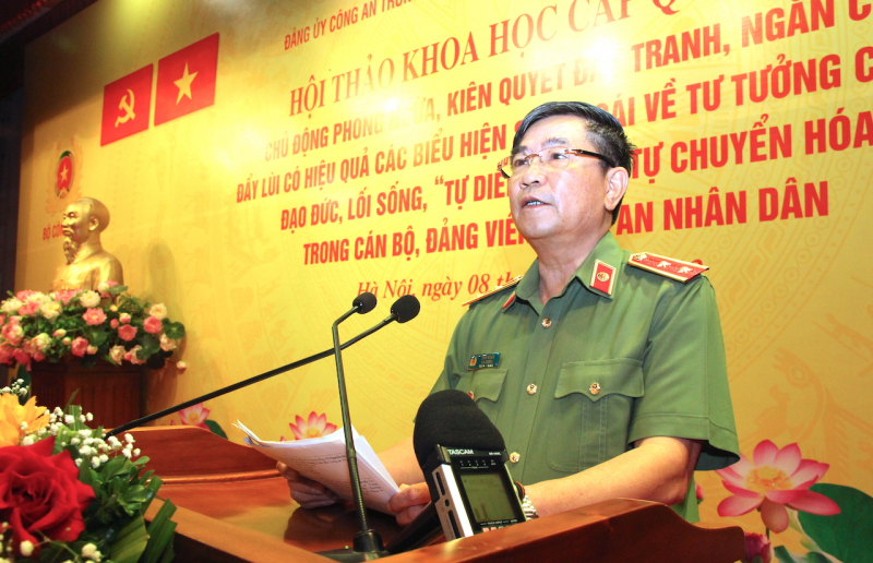 Kiên quyết làm trong sạch đội ngũ cán bộ, đảng viên CAND -1