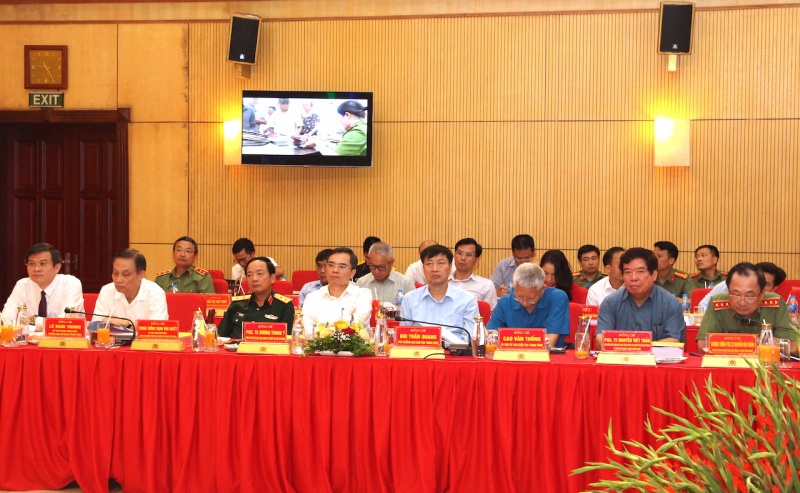 Khai mạc hội thảo khoa học quốc gia về xây dựng, chỉnh đốn Đảng trong CAND -1