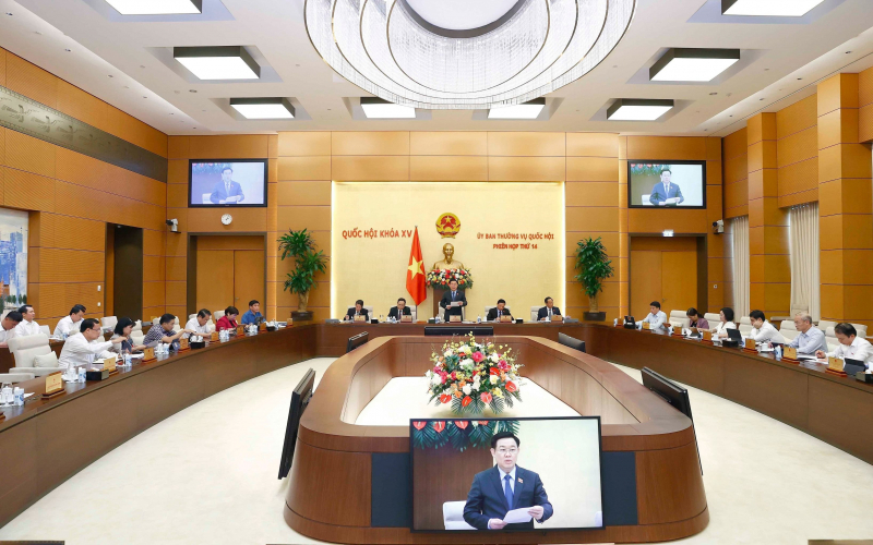 Phiên họp chất vấn Bộ trưởng Bộ Công an và Bộ Văn hóa, Thể thao và Du Lịch -0