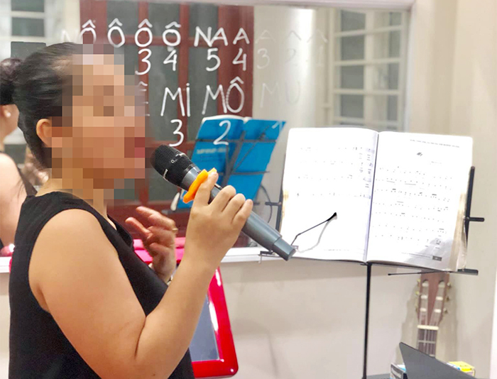 Khi dân công sở đua nhau đi học… hát karaoke -0