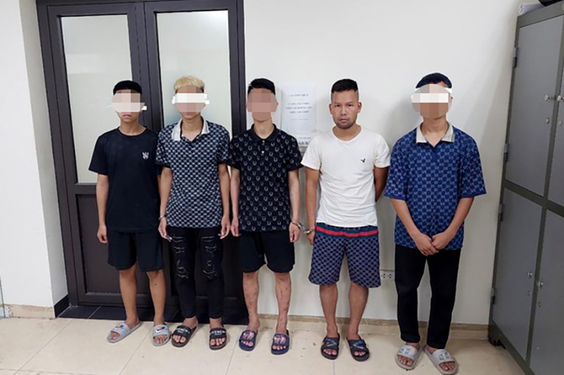 Hai đối tượng cuối cùng trong nhóm cướp nhí ở Hà Đông đã bị bắt -0