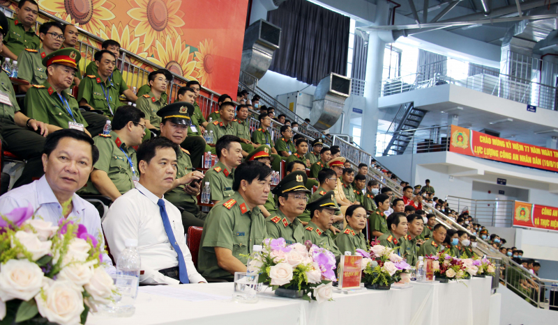 Khai mạc Hội thao ứng dụng nghiệp vụ lực lượng CAND năm 2022 -1