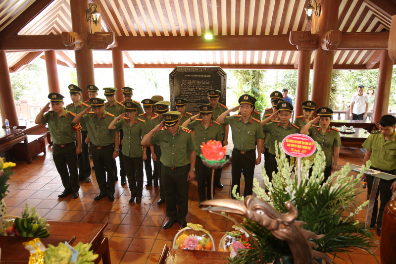 Cụm thi đua số 2, Bộ Công an tổ chức hoạt động về nguồn  -0