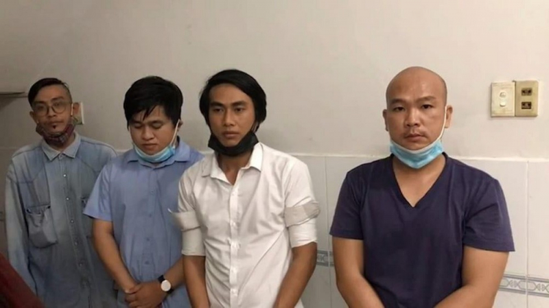 Truy tố 4 bị can làm giả giấy tờ khi TP Hồ Chí Minh giãn cách chống dịch COVID-19 -0