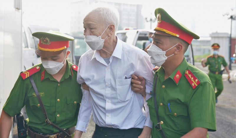 Sáng nay, xét xử cựu Bí thư Tỉnh uỷ Bình Dương trong vụ “thâu tóm” đất gây thiệt hại 5.700 tỷ đồng -0