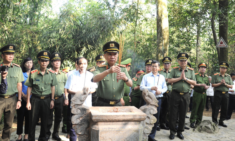 Cả nước chung tay vì người nghèo – Không để ai bị bỏ lại phía sau -0