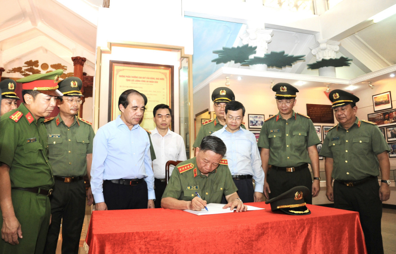 Cả nước chung tay vì người nghèo – Không để ai bị bỏ lại phía sau -0