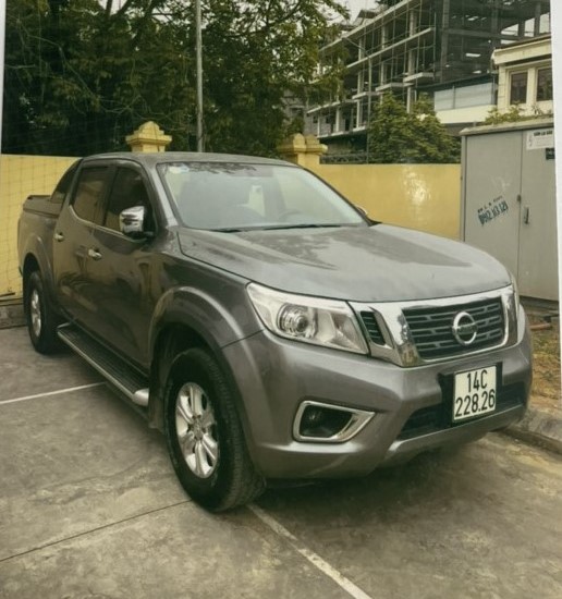 Thuê xe tự lái, làm giả giấy đăng ký để cầm cố, chiếm đoạt tải sản -0