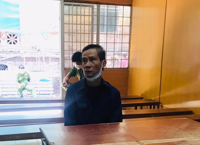 Chém tình địch thương tích nặng, U60 xộ khám -0