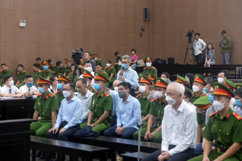 Cựu Bí thư Tỉnh uỷ Bình Dương: “Làm sai thì nhận, mình phải ngẩng đầu với bà con Bình Dương” -1