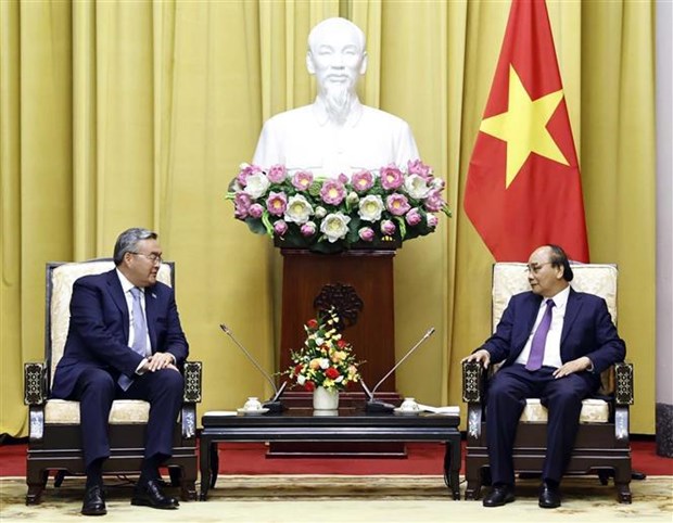 President suggests Vietnam, Kazakhstan enhance cooperation in areas of potential -0