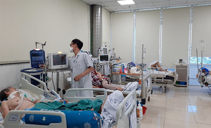 Số ca F0 nặng tăng mạnh, kích hoạt lại hệ thống điều trị COVID-19 -0