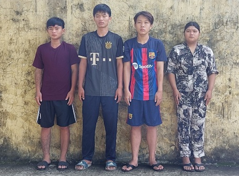 z3657449413816_6dac0efa9c5bedc40095d2a00282c996.jpg -0