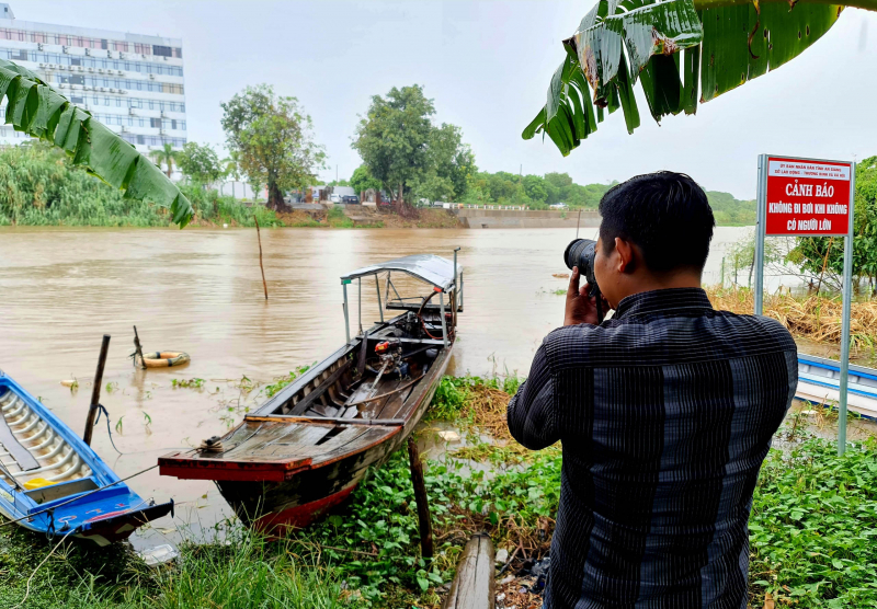 Gặp người đàn ông trực tiếp chạy vỏ lãi cứu hàng chục người trốn chạy khỏi casino -0
