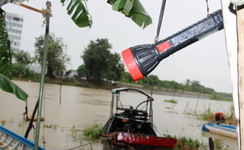 Gặp người đàn ông trực tiếp chạy vỏ lãi cứu hàng chục người trốn chạy khỏi casino -0